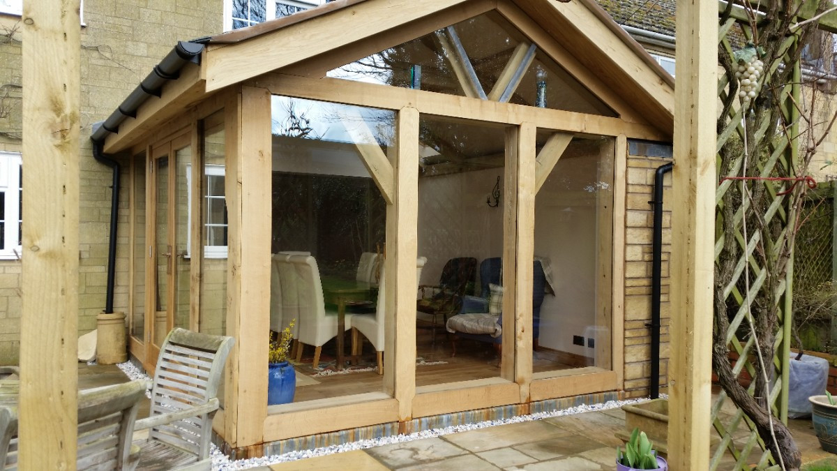 A garden room extension - Wormington